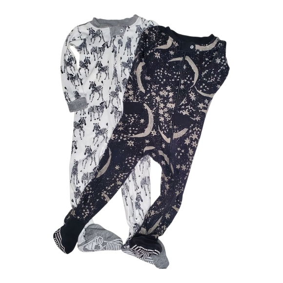 Burt's Bee Baby 2 Pc One-piece Sleeper Footie Pajamas Black|White Boys 12 Months - Picture 1 of 6